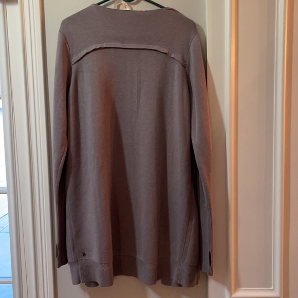 lululemon sweater - Picture 5 of 5